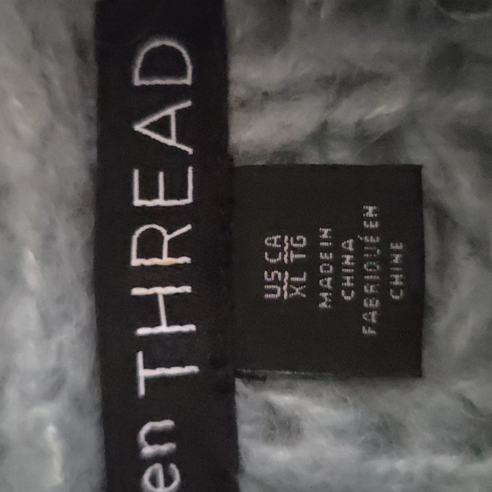 Chunky Knit Sweater XL - Picture 6 of 6